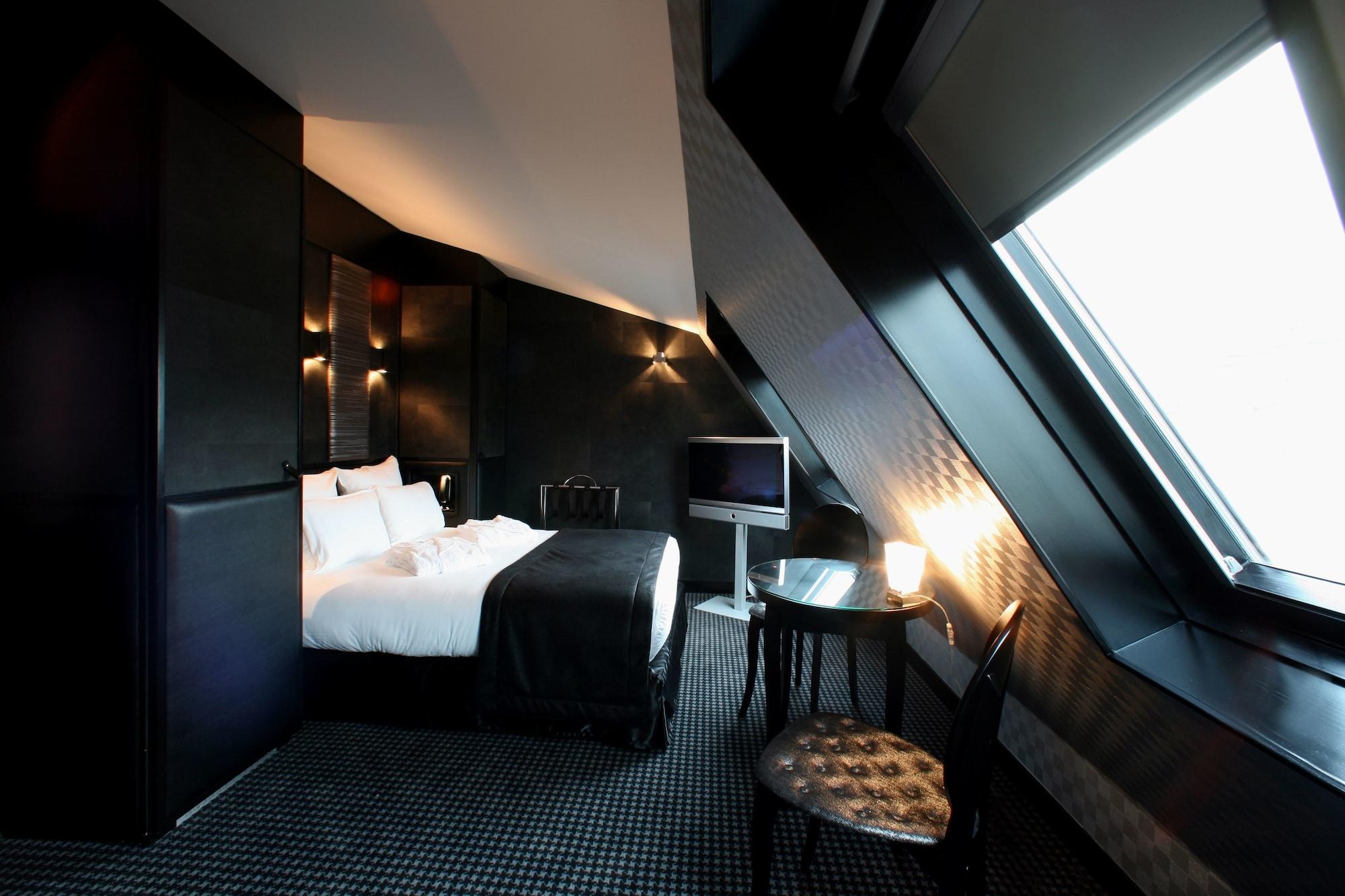 L'Adresse Hotel Paris Exterior foto